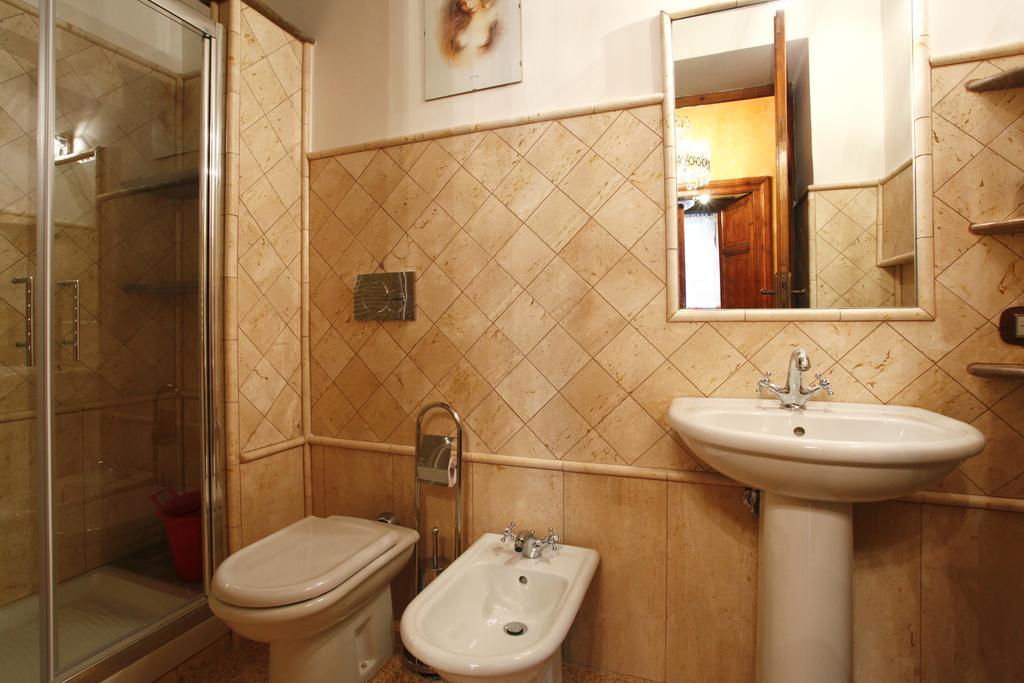 Casa Vacanza Colosseo Roma Phòng bức ảnh